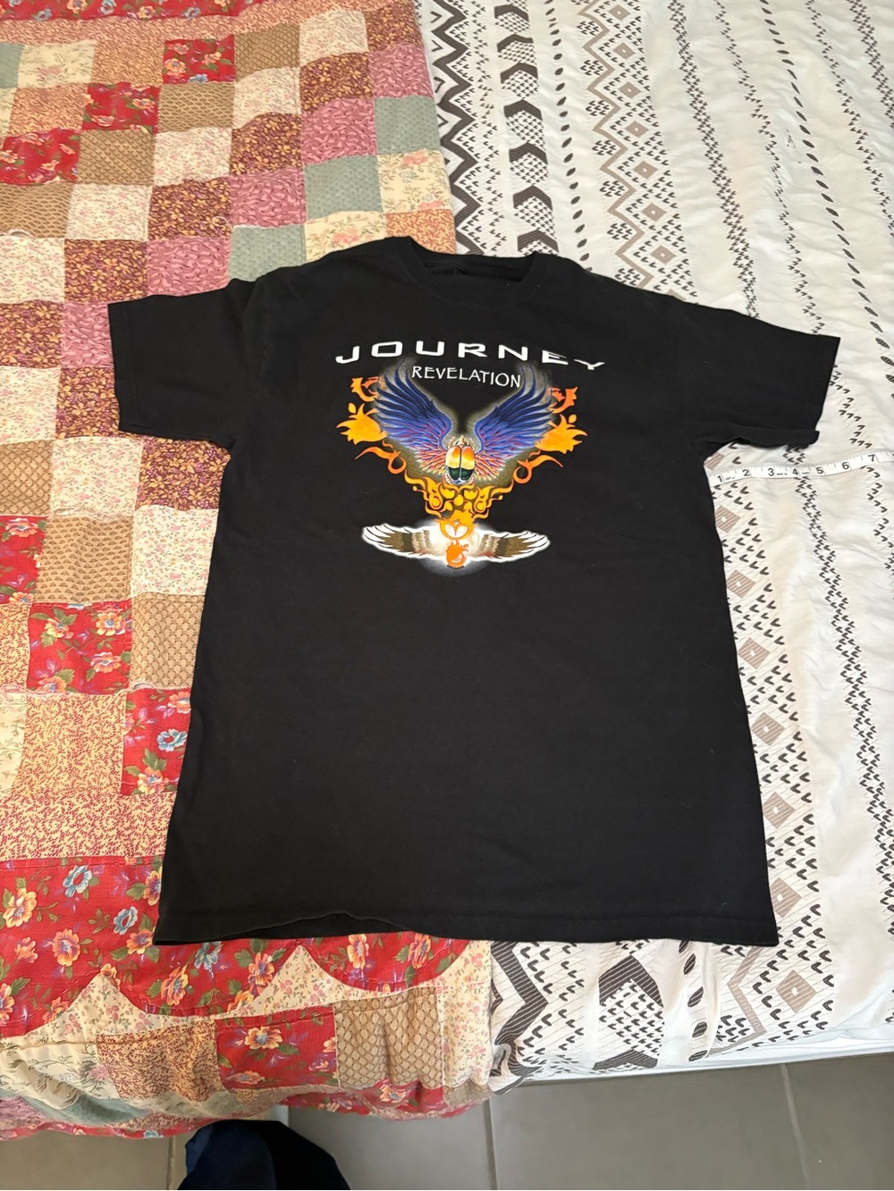 "Journey Revelation" Graphic Band T-Shirt - Black men’s medium